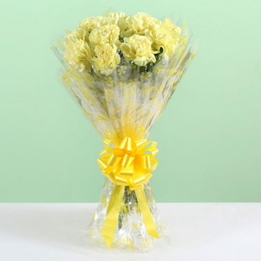 Sunny Bunch 12 Yellow Carnations Bouquet
