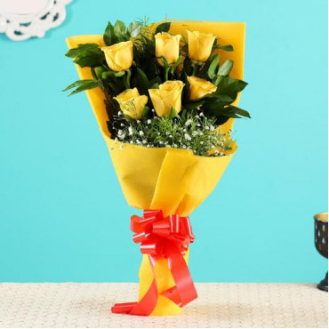 Sunshine Surprise Yellow Roses Bunch