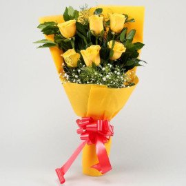 Sunshine Surprise Yellow Roses Bunch