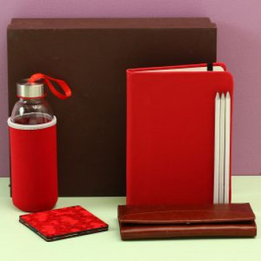 POWERFUL CORPORATE GIFT HAMPER